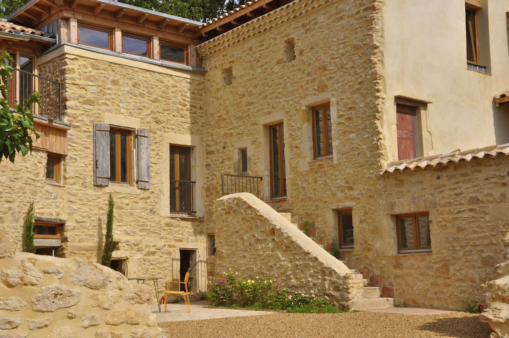 Hôtel Hollyoaks Estate à Saint-Pons-la-Calm Extérieur photo