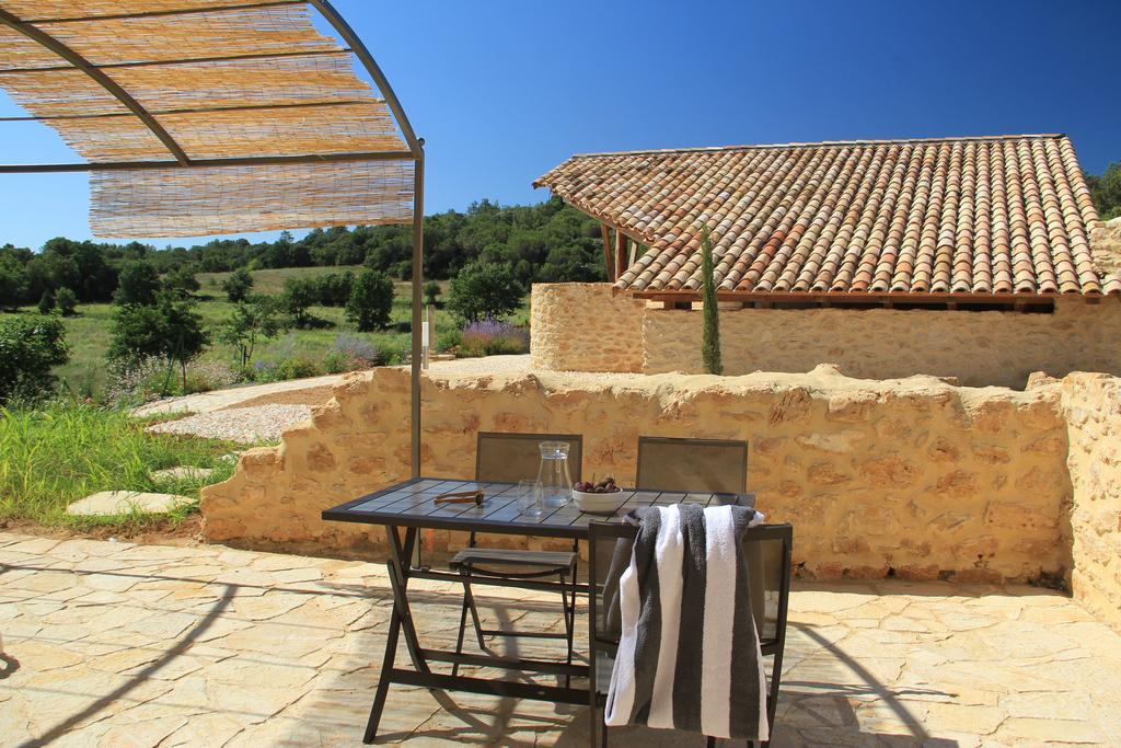Hôtel Hollyoaks Estate à Saint-Pons-la-Calm Chambre photo