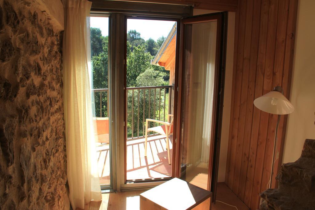 Hôtel Hollyoaks Estate à Saint-Pons-la-Calm Chambre photo